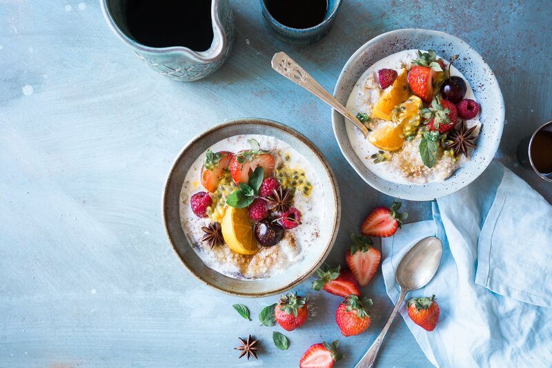 Oatmeal Bowls with Fruit