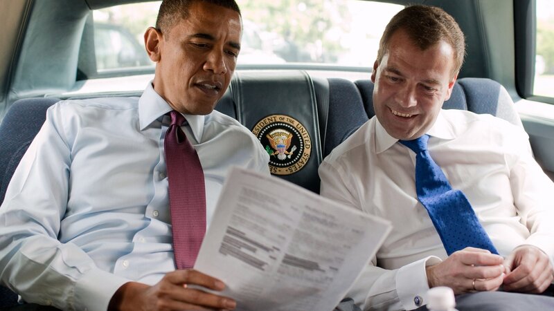 Obama and Putin in car