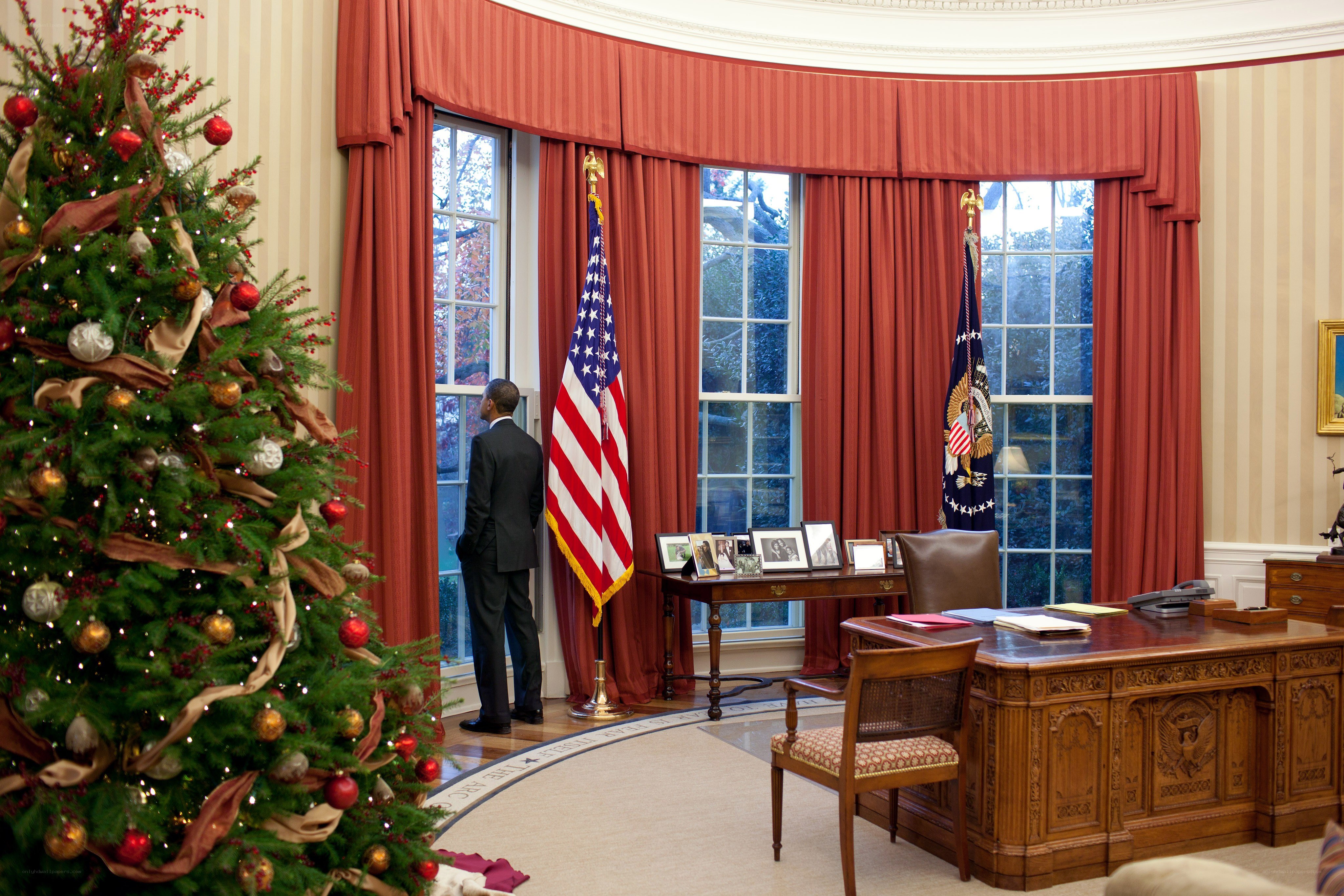 Obama in the Oval Office