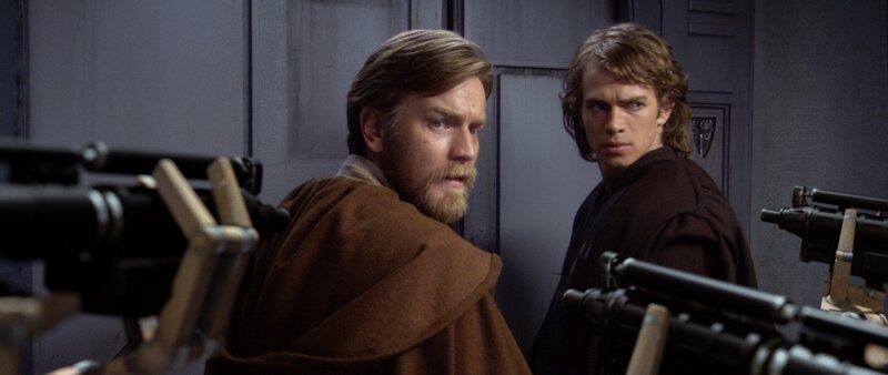 Obi-Wan and Anakin in a corridor