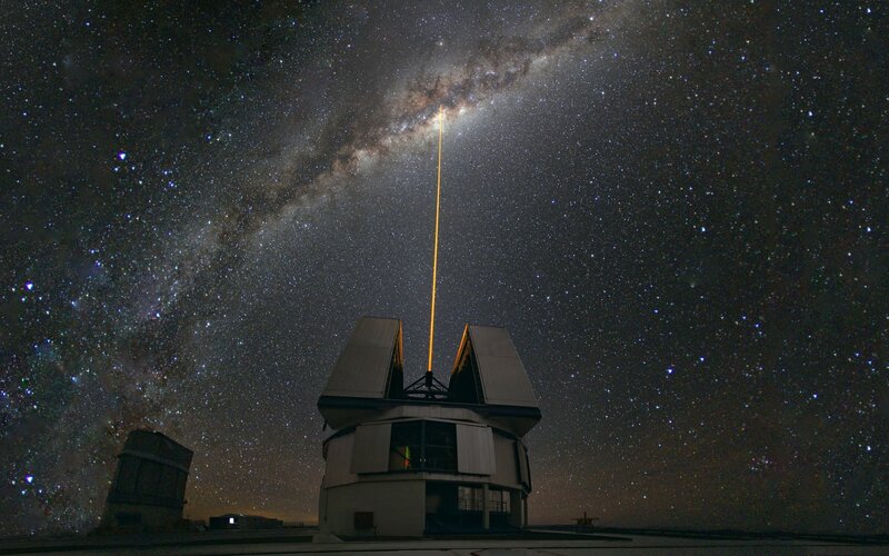 Observatory under Stars — Black
