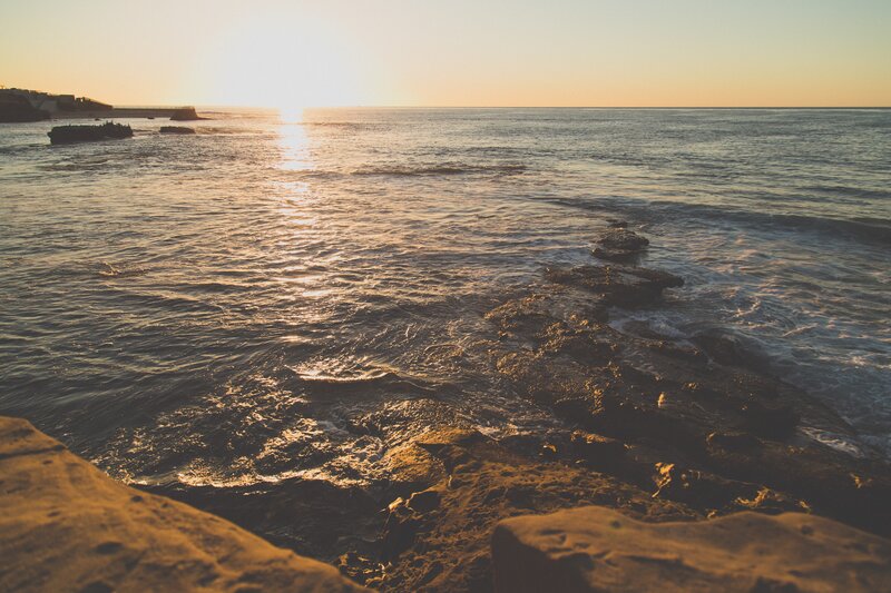Ocean at Sunset — Gold, Serene