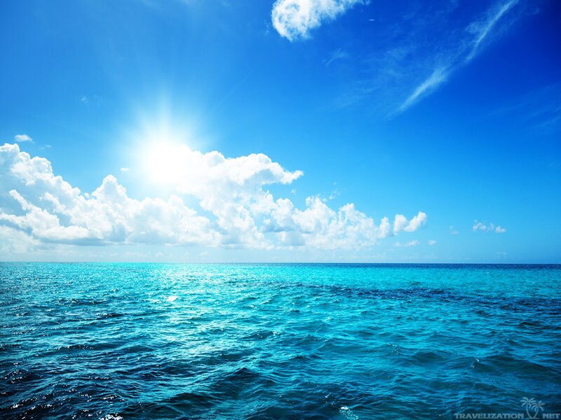 Ocean under Sunny Sky — Blue, Serene