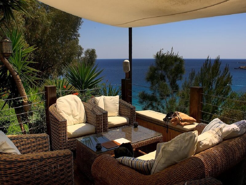 Ocean view patio seating