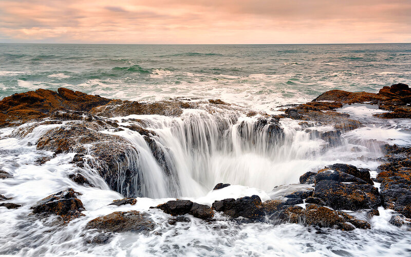 Ocean Waterfall on Rocks — White