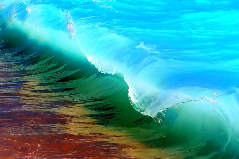 Ocean Wave Curling — Blue, Dynamic