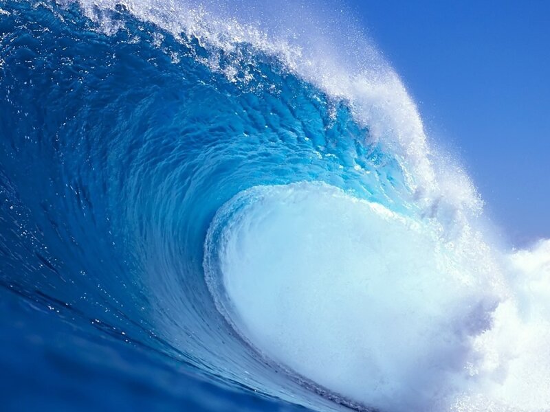 Ocean Wave Curling — Dramatic, Sky