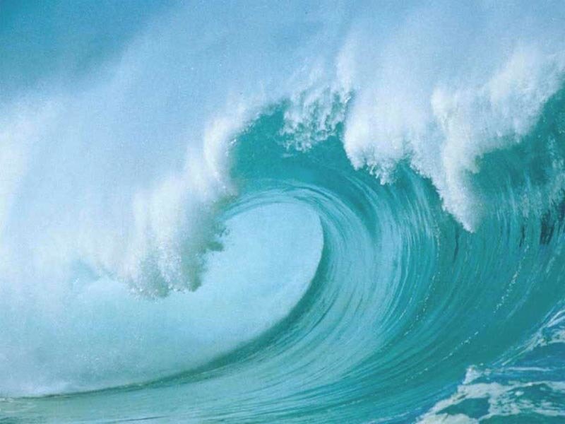 Ocean Wave Curling — Photograph, Foam