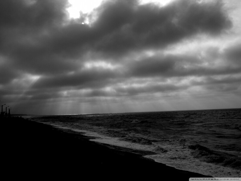 Ocean Waves at Beach — Black