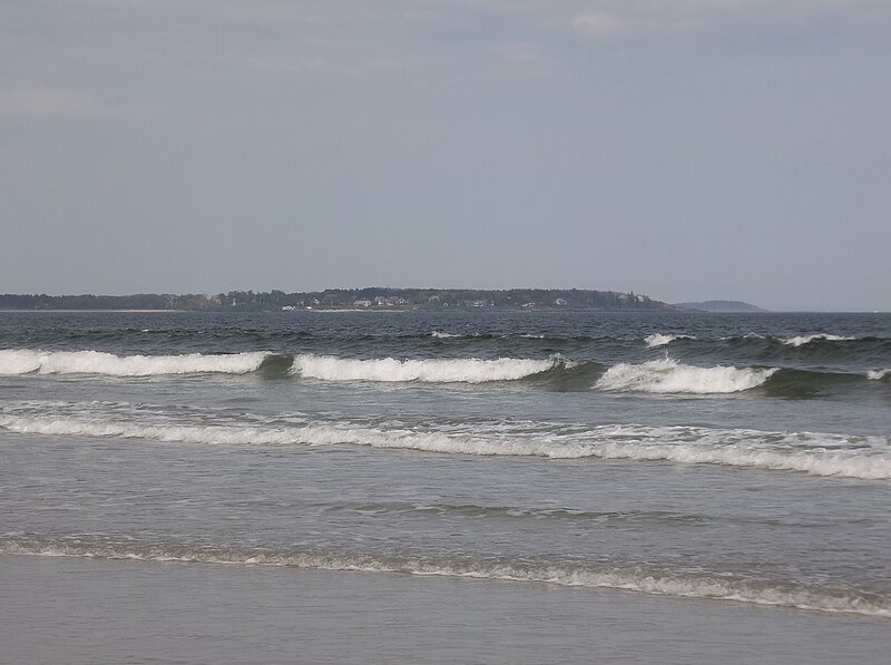 Ocean Waves at Beach — Gray, Calm