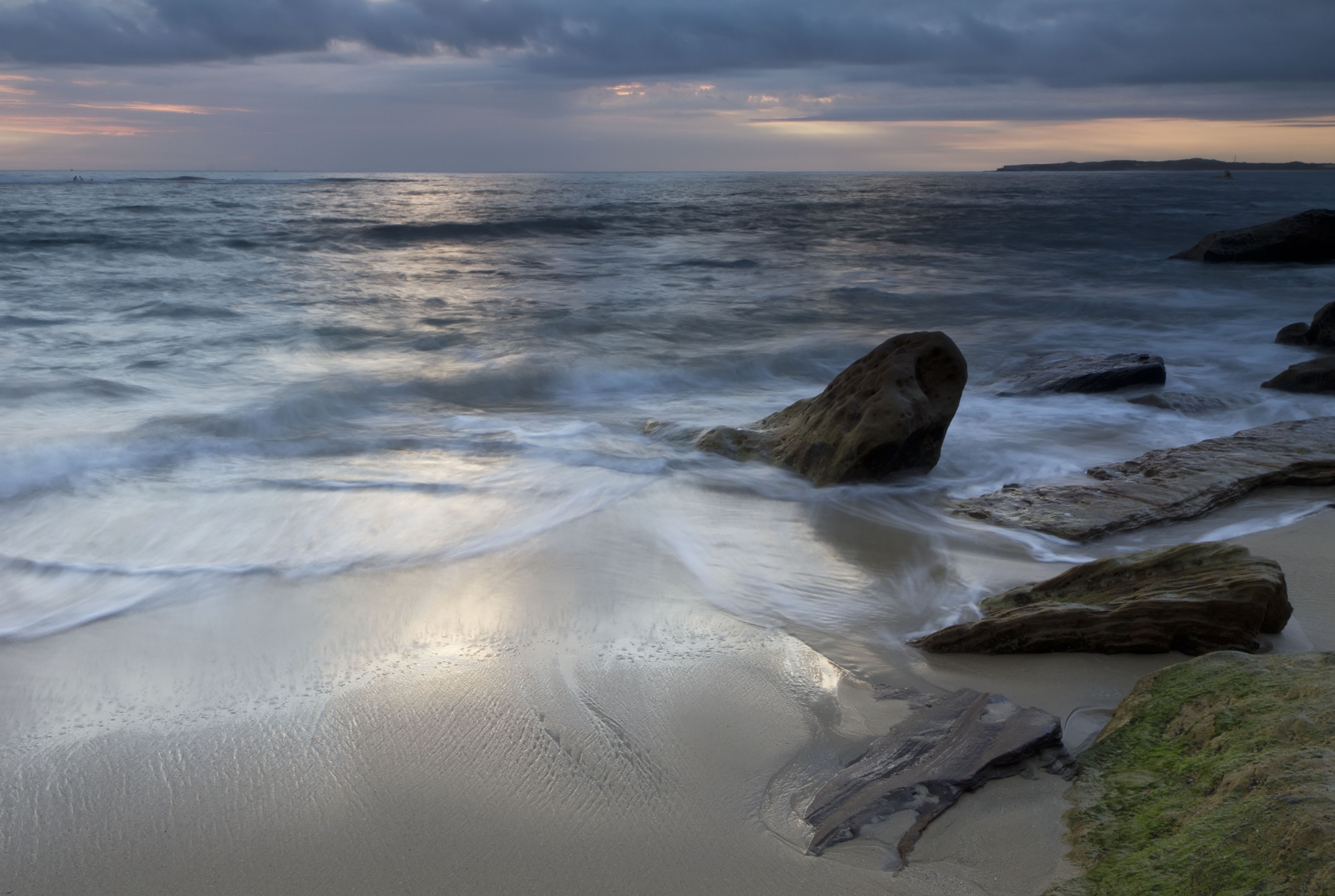 Ocean waves at dusk