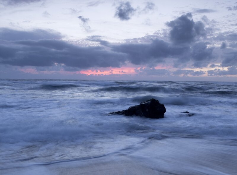 Ocean waves at dusk