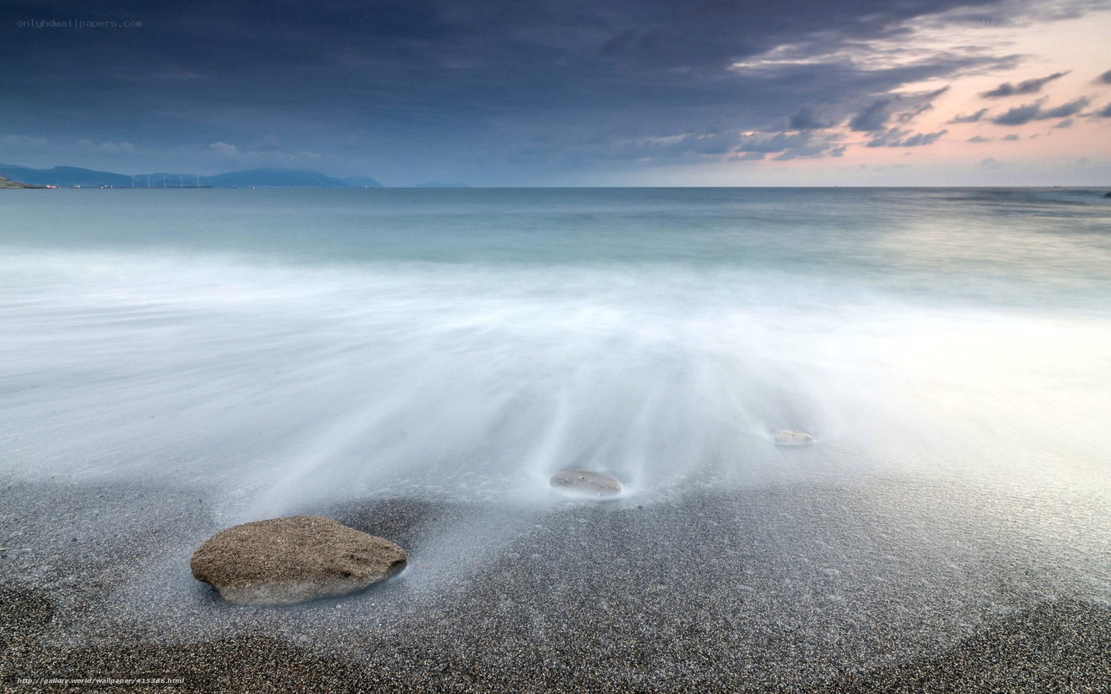 Ocean waves at dusk