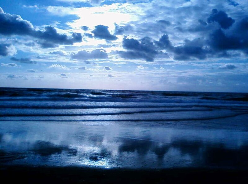 Ocean Waves at Dusk — Blue, Dramatic, Night