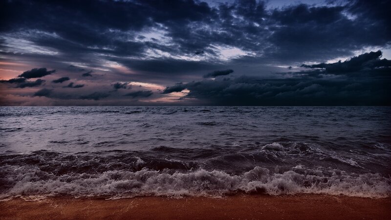 Ocean Waves at Dusk — Dark Blue, Dramatic