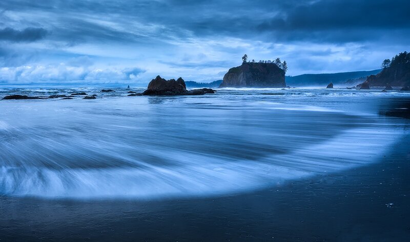 Ocean Waves at Rocky Shore — Blue, Dramatic, Night