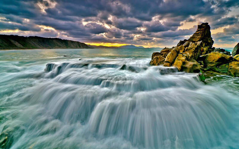 Ocean Waves at Rocky Shore — Blue, Dramatic