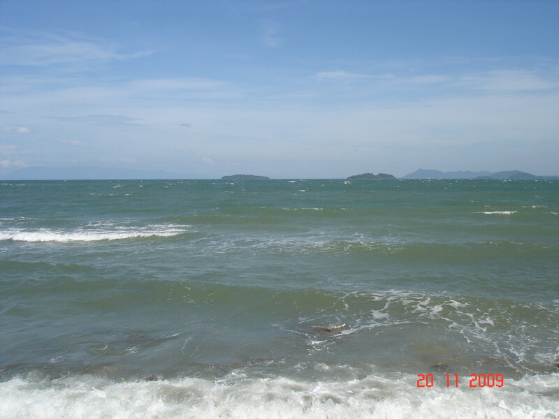 Ocean Waves at Sea — Blue, Calm, Afternoon