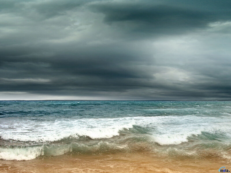 Ocean Waves at Stormy Beach — Gray