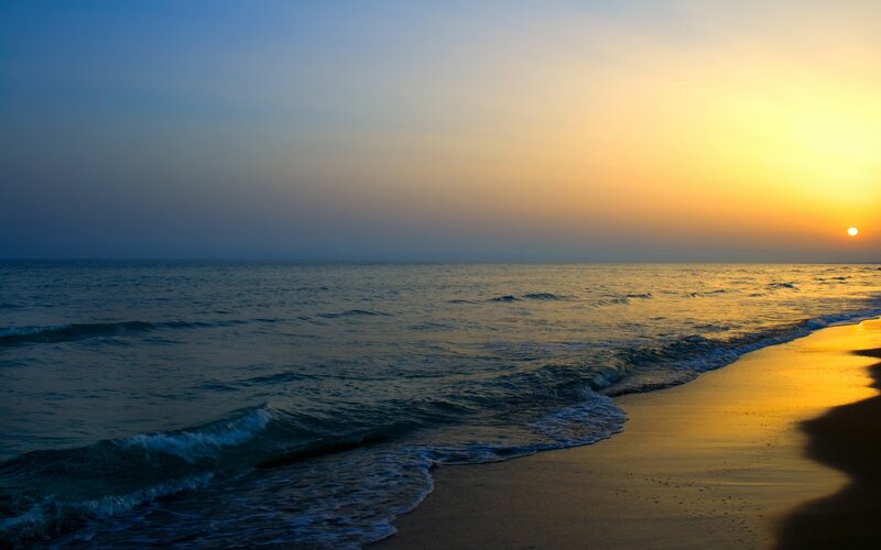 Ocean Waves at Sunset — Blue, Serene, Photograph, Sun, Beach