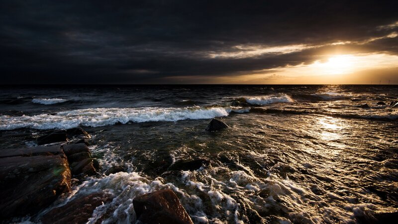 Ocean Waves at Sunset — Dark Blue, Dramatic