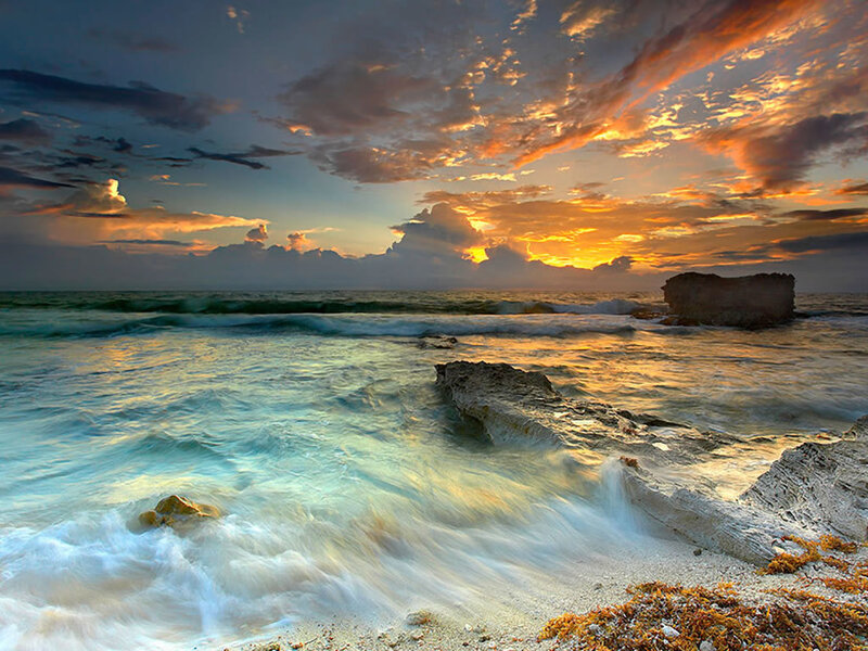 Ocean Waves at Sunset — Dramatic, Sand