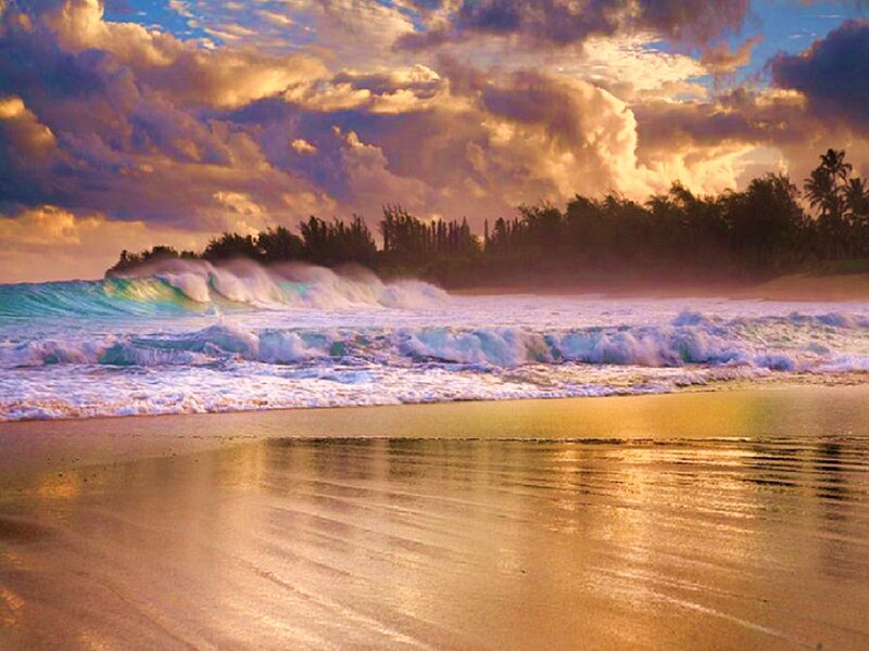 Ocean Waves at Sunset — Gold, Dramatic
