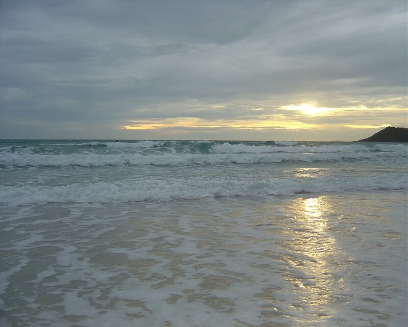 Ocean Waves at Sunset — Gray, Calm