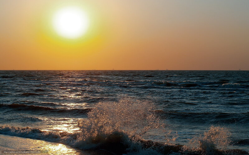 Ocean Waves at Sunset — Yellow, Dramatic, Photograph, Sun, Sea