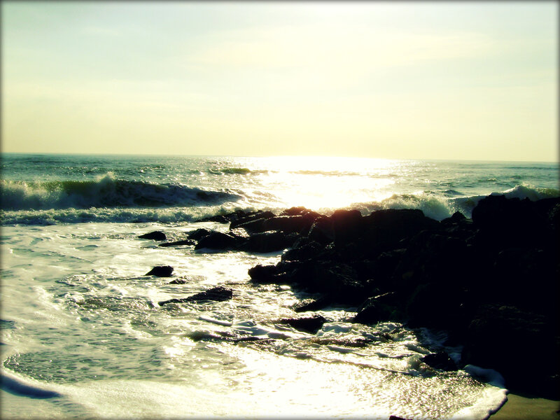 Ocean Waves at Sunset — Yellow, Serene