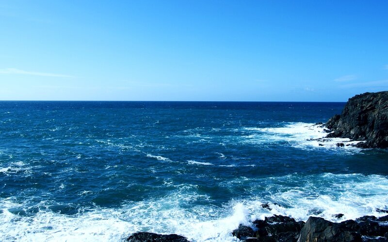 Ocean Waves Crashing — Blue, Serene, Afternoon