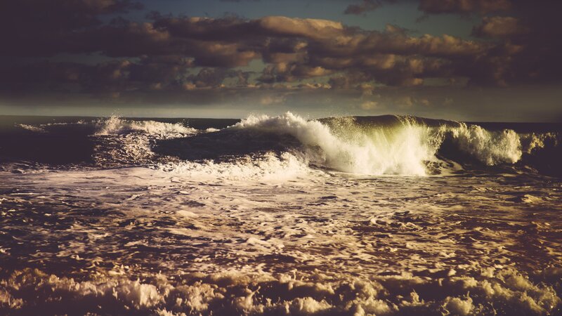 Ocean Waves Crashing — Brown, Dramatic