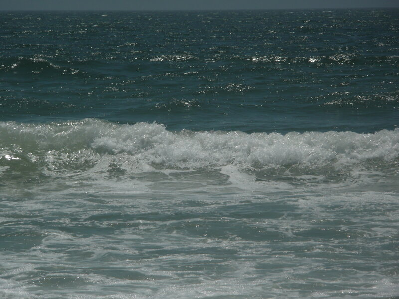 Ocean Waves Crashing — Calm