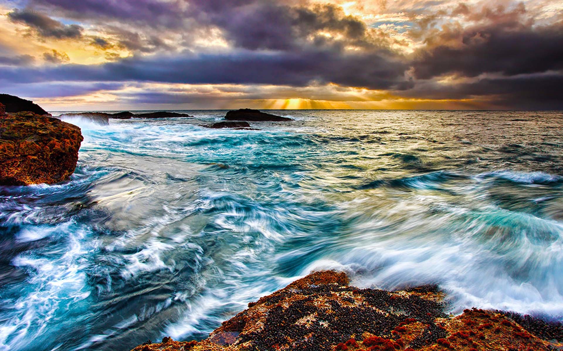 Ocean waves crashing on rocks
