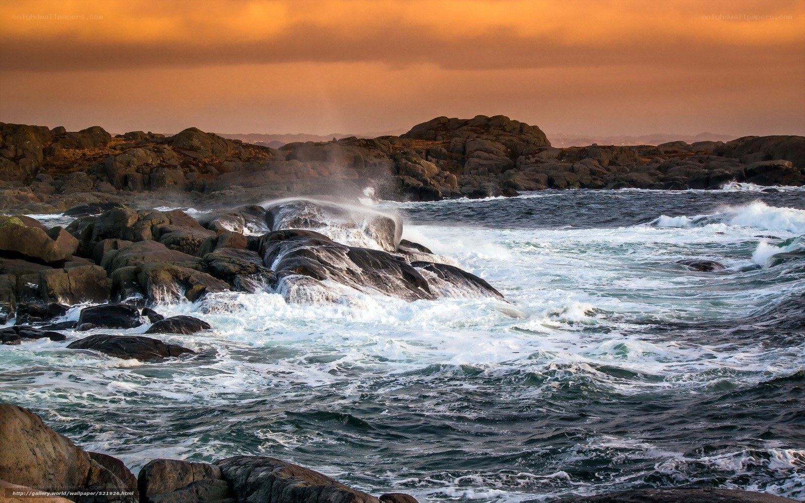 Ocean waves crashing on rocks