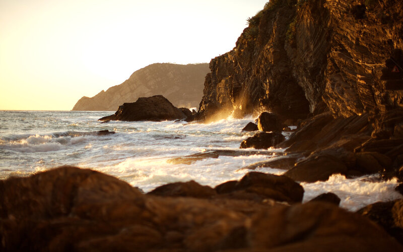Ocean Waves Crashing on Rocks — Brown, Dramatic
