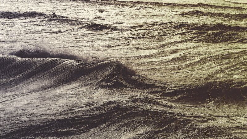 Ocean Waves in Motion — Brown
