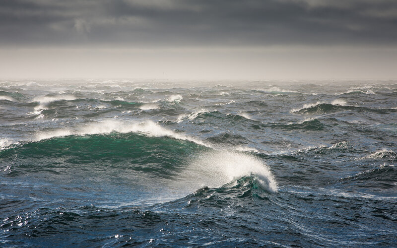 Ocean Waves in Storm — Blue, Dramatic