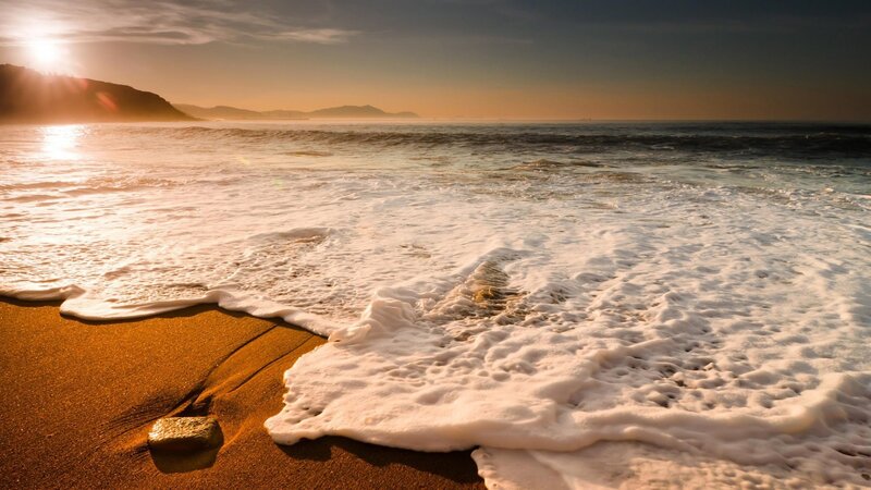 Ocean Waves on Beach — Orange, Serene