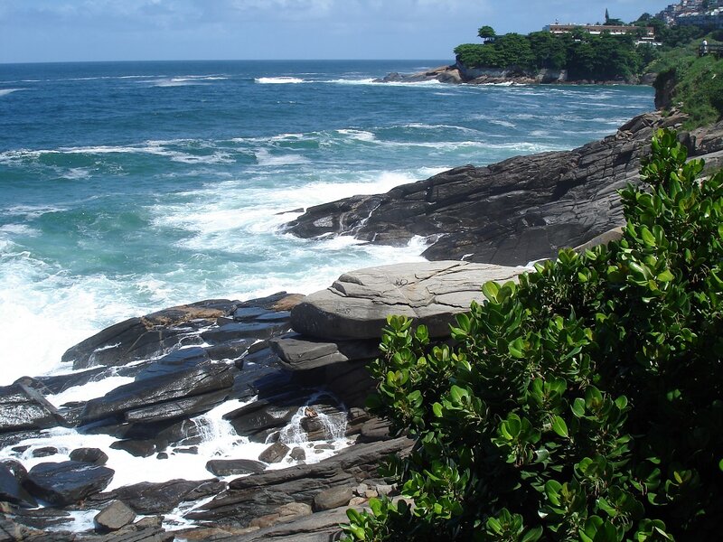 Ocean Waves on Rocks — Blue, Dynamic, Afternoon
