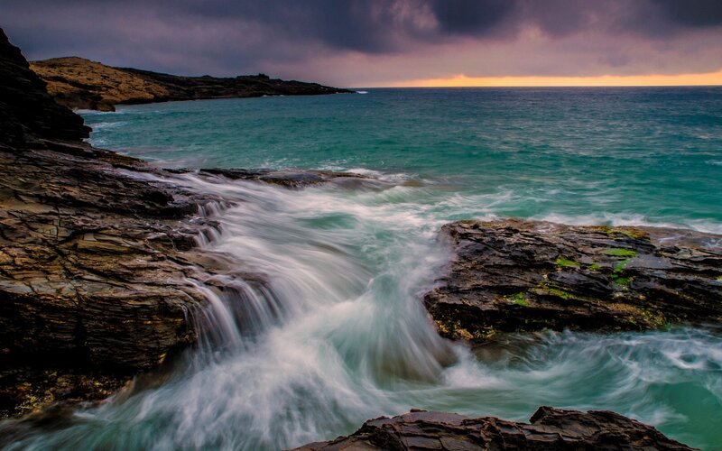Ocean Waves on Rocks — Teal
