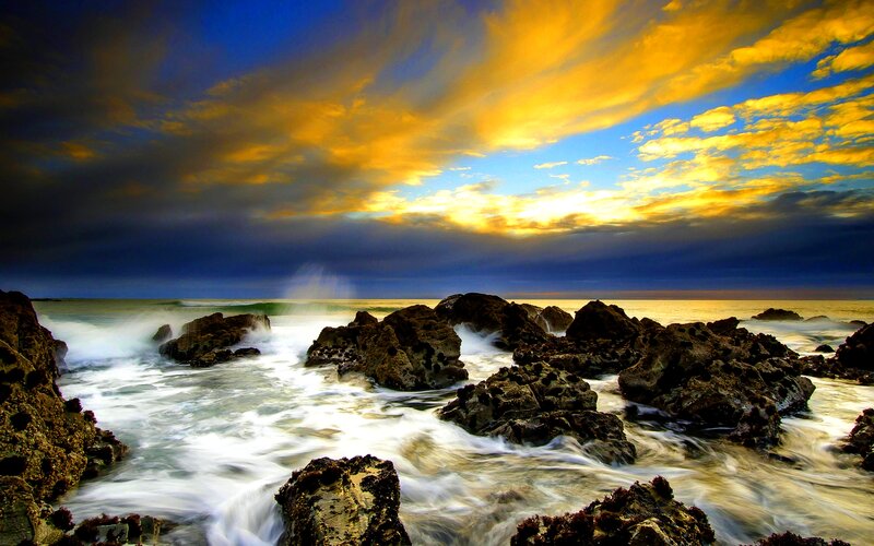 Ocean Waves on Rocks — Yellow