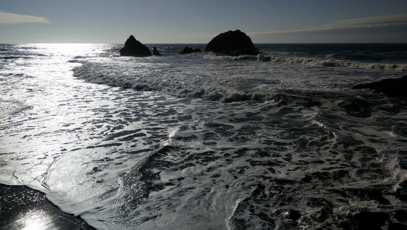 Ocean Waves on Rocky Shore — Black