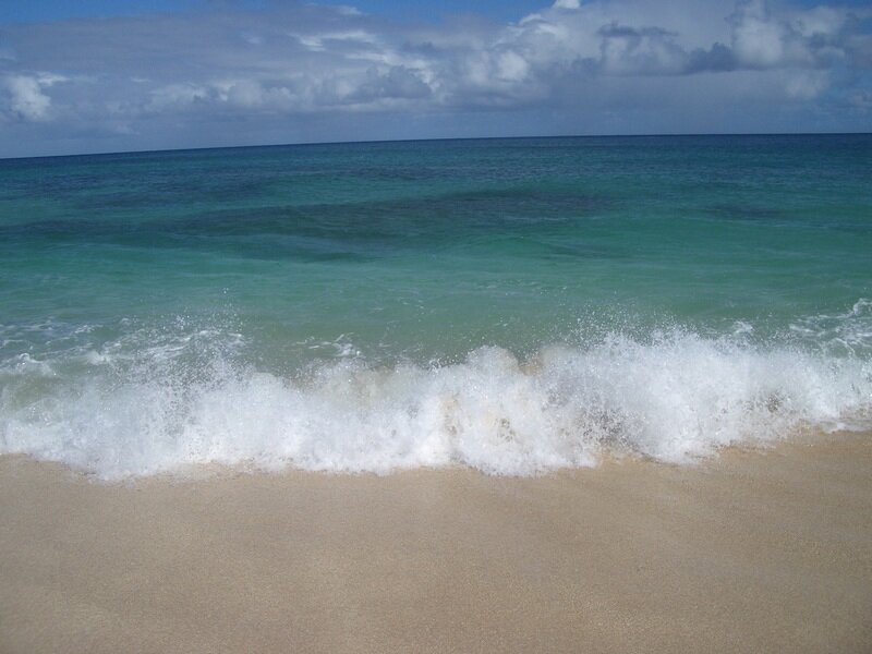 Ocean Waves on Sand — Blue, Calm