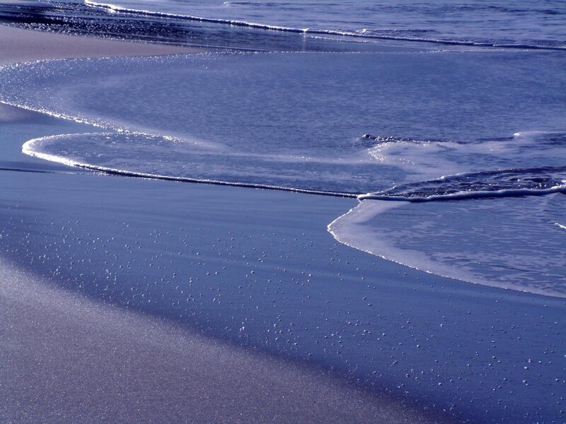 Ocean Waves on Sand — White