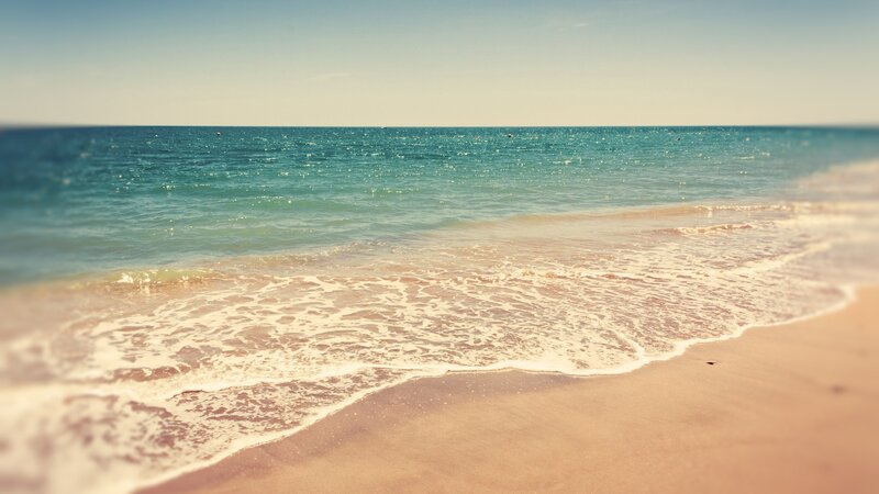 Ocean Waves on Sandy Beach — Sea
