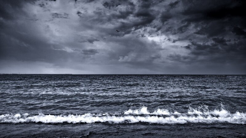 Ocean Waves under Stormy Sky — Black