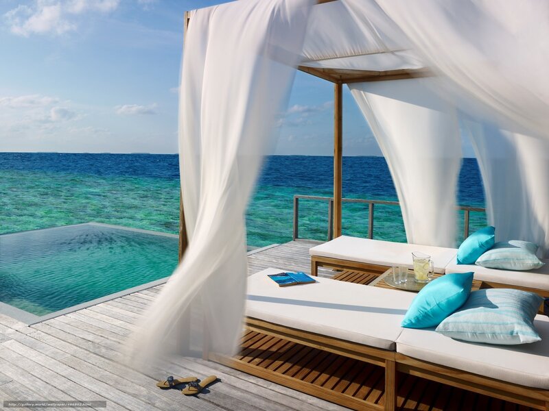Oceanfront pool cabana