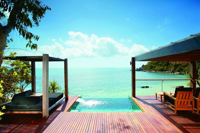 Oceanfront pool deck with sea view