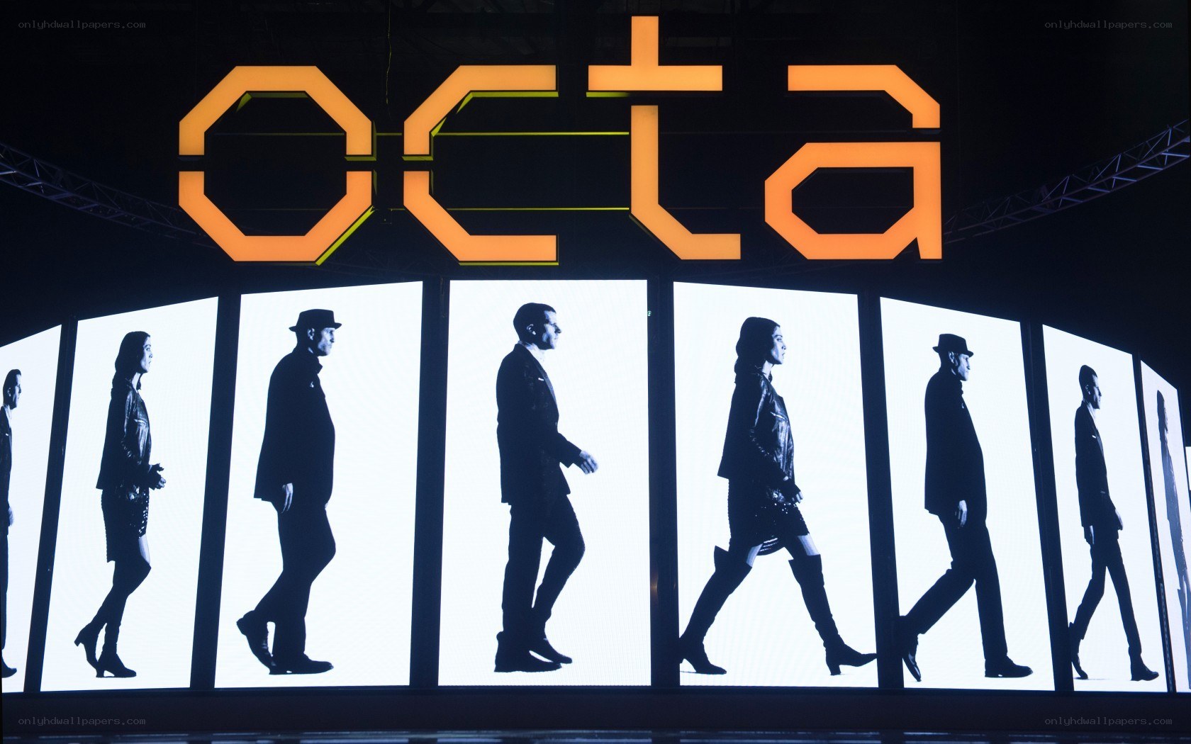 Octa fashion show display